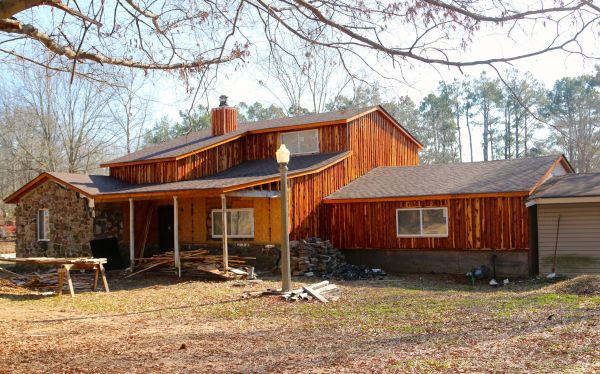 Cost of Rustic Siding Installation in Santa Fe